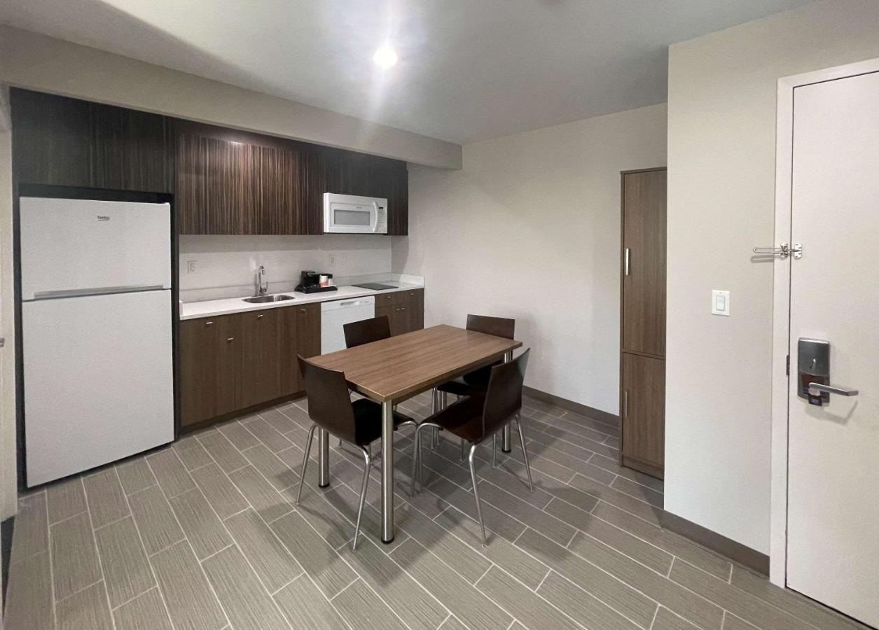 Mainstay Suites New York Eksteriør billede